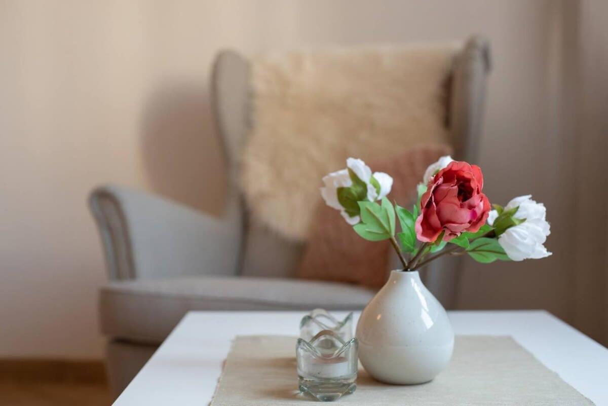 בודפשט Convenient Apartment In The Heart Of Downtown מראה חיצוני תמונה